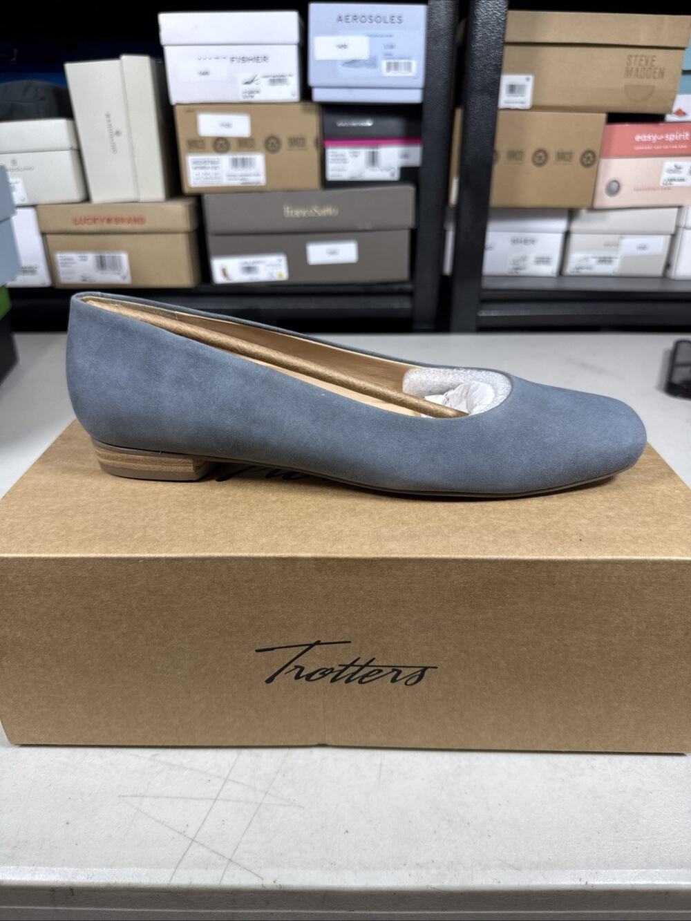 Women 9.5 Trotters Women's Honor Ballet Flat New In Box